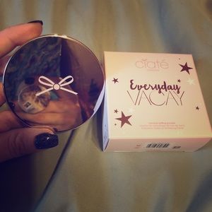 Ciate London Everyday Vacay Coconut Setting Powder